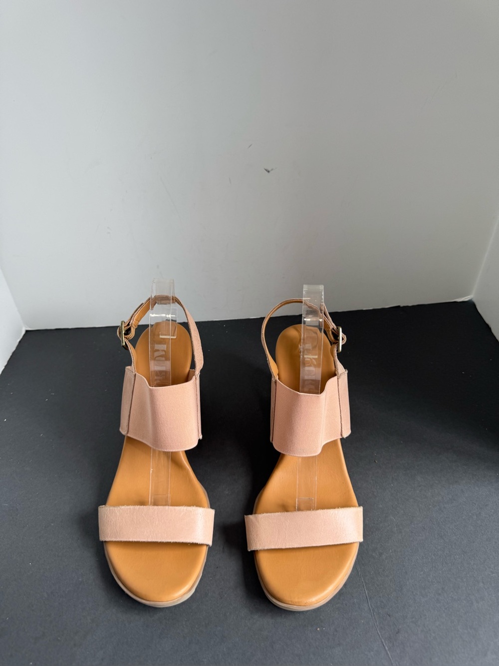 Korks Women’s Leather/Elastic Wedge Sandals. Size 10 - Picture 8 of 16